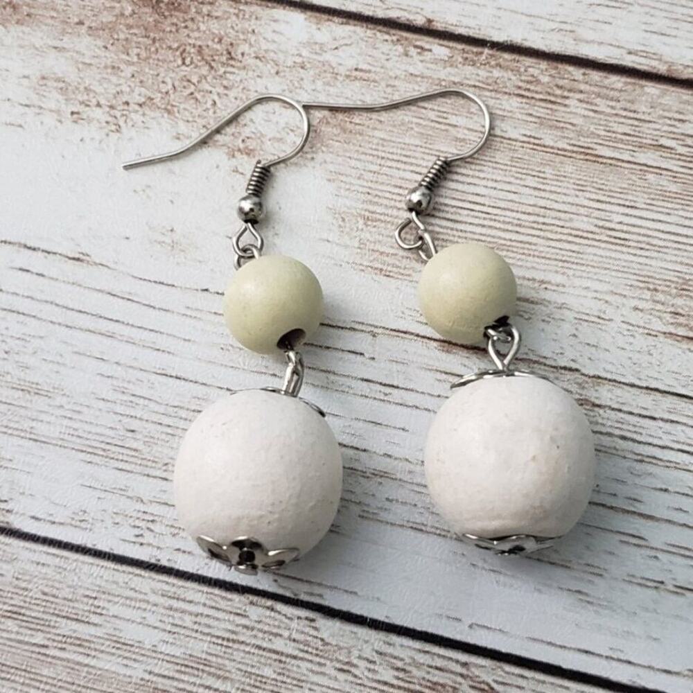 Vintage Earrings for Pierced Ears - Off White & Light Green Dangle